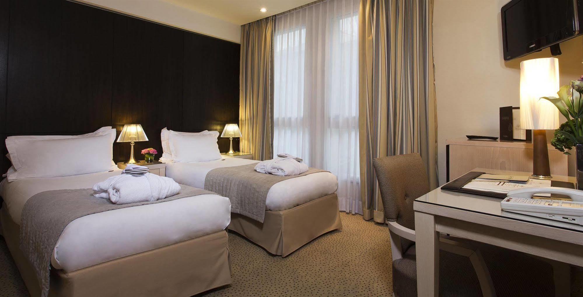 Hotel Le Pera Paris Quarto foto