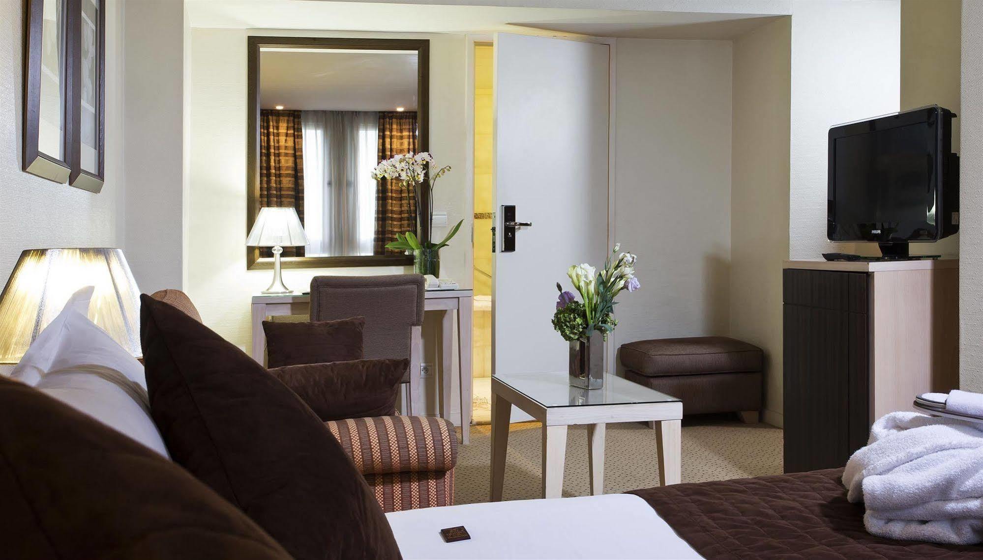 Hotel Le Pera Paris Quarto foto